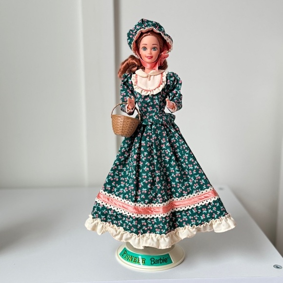 Barbie Other - Vintage 1994 Pioneer Barbie American Stories Special Edition Doll